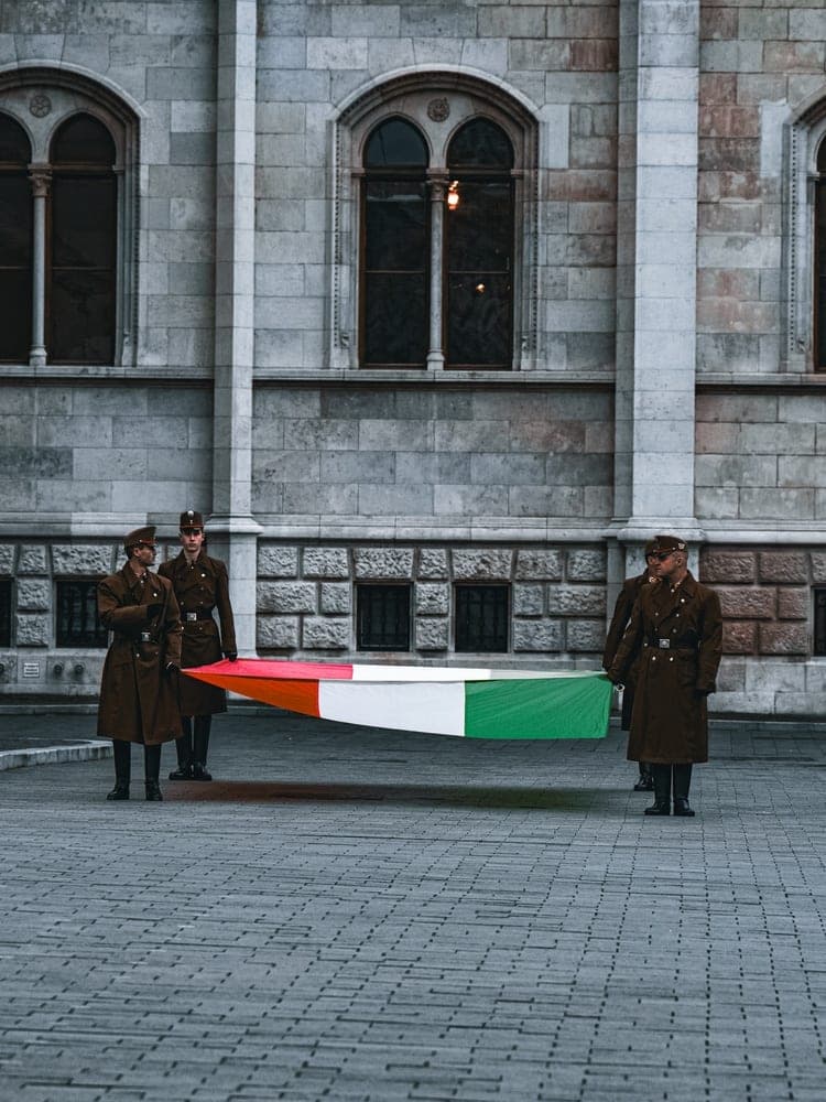 Guards of the Republic