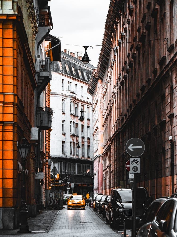 Budapest Taxi Glow