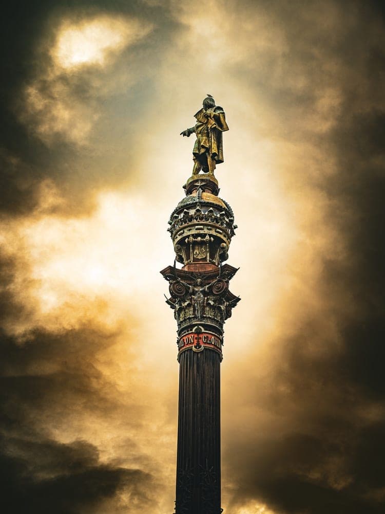 Columbus's Stormy Vigil